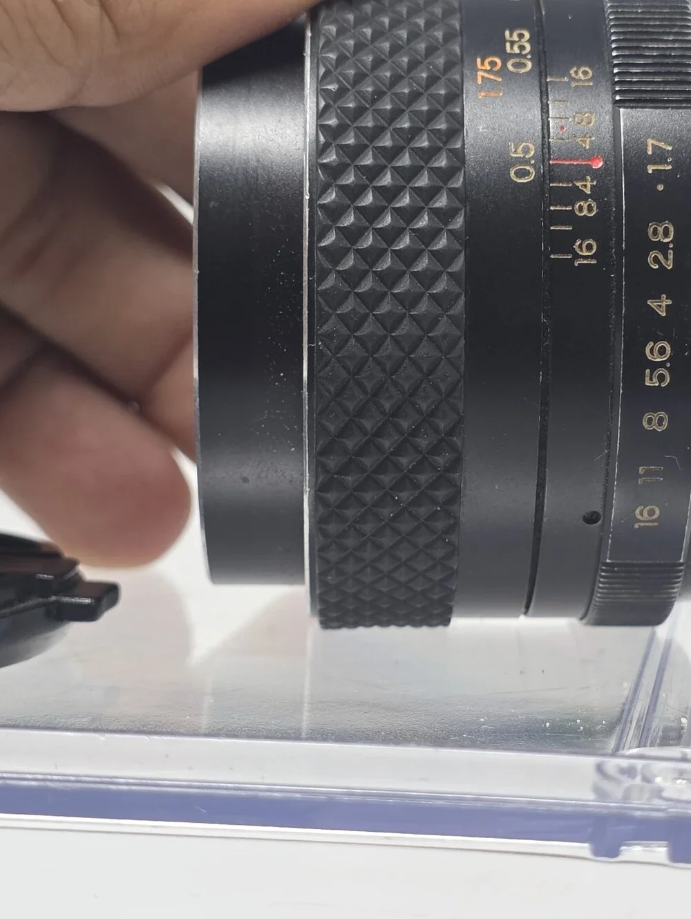 Yashica Yashinon DS-M 1:1.7 50mm Lense